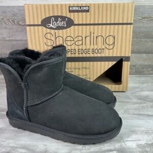 Kirkland Signature Women's Dark Gray Shearling Boots SIZE 7